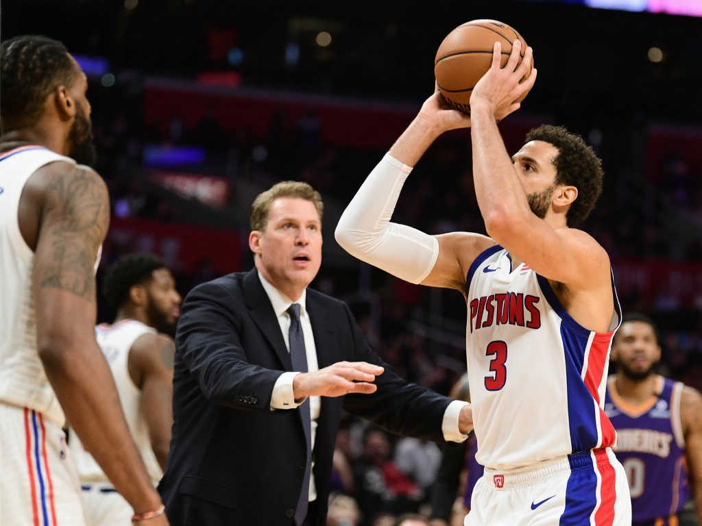 球和果断的 球和果断的